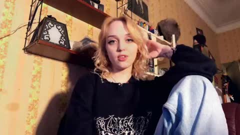 Snapshot of phuongstock chatting on 10, 5, 2026 Lola online show from 10, 5, 2026