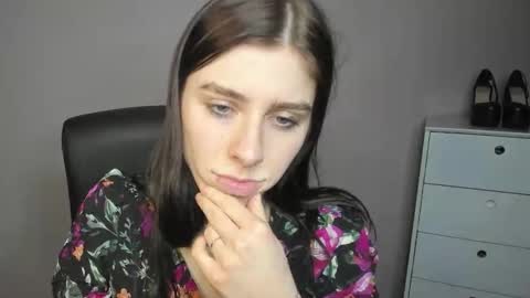 P I A online show from 15, 12, 2025