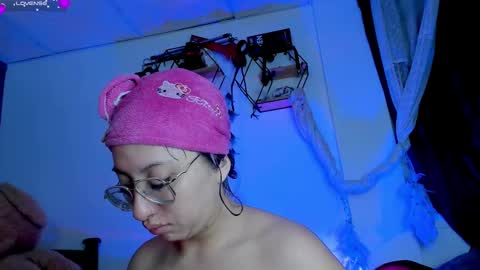  PIA FISHER  online show from 19, 2, 2025