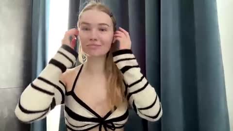 Snapshot of piastonesifer chatting on 15, 7, 2026 Kristie online show from 15, 7, 2026