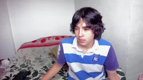 picaszomilos350 online show from 2, 12, 2025