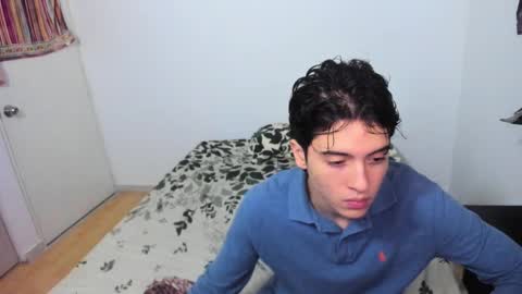 picaszomilos350 online show from 1, 3, 2026