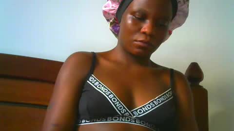 Snapshot of pickme60 chatting on 28, 2, 2025 pickme60 online show from 28, 2, 2025