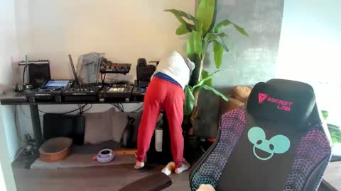 Pierre Fitch online show from 26, 2, 2025