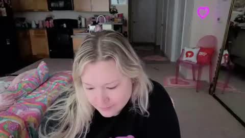 Piggy Rose online show from 2, 8, 2026