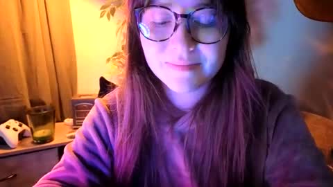 Snapshot of pillogoddess chatting on 30, 5, 2026 PilloGoddess online show from 30, 5, 2026