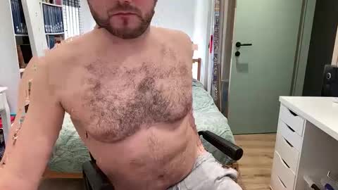 Snapshot of pilou7452 chatting on 23, 2, 2026 pilou online show from 23, 2, 2026