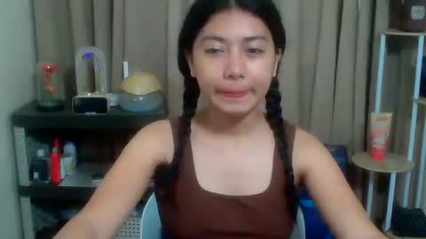 Snapshot of pinay_aangel chatting on 27, 3, 2026 pinay_aangel online show from 27, 3, 2026