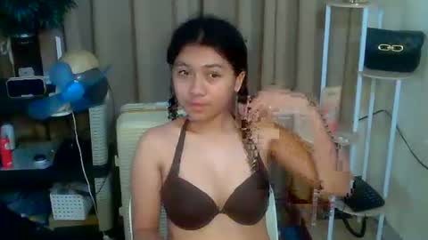Snapshot of pinay_aangel chatting on 31, 3, 2026 pinay_aangel online show from 31, 3, 2026