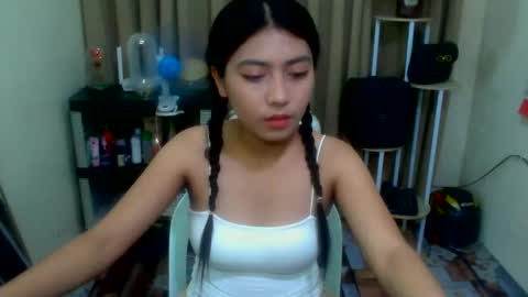 Snapshot of pinay_aangel chatting on 10, 4, 2026 pinay_aangel online show from 10, 4, 2026