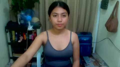 Snapshot of pinay_aangel chatting on 15, 4, 2026 pinay_aangel online show from 15, 4, 2026