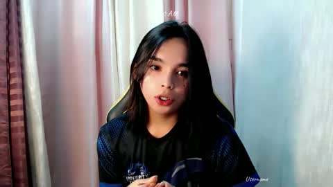 Snapshot of pinay_heart chatting on 28, 5, 2026 heart online show from 28, 5, 2026