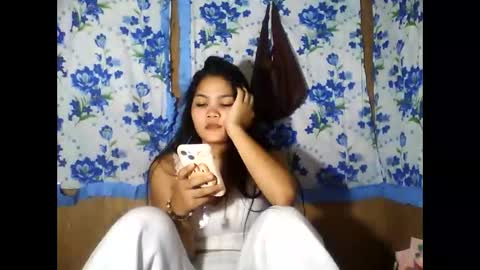 Snapshot of pinay_just18th chatting on 12, 5, 2026 pinay_just18th online show from 12, 5, 2026