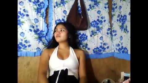 Snapshot of pinay_just18th chatting on 14, 5, 2026 pinay_just18th online show from 14, 5, 2026