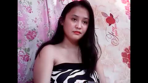 pinay_mama_milkbigboobs online show from 11, 3, 2025