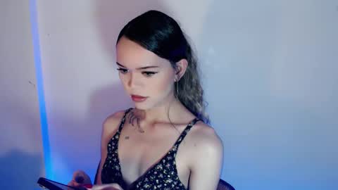 maxine online show from 24, 11, 2025