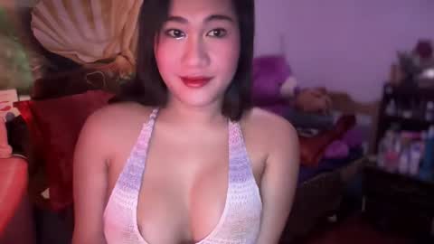 Snapshot of pinay_sofiexx chatting on 20, 11, 2025 sofielove online show from 20, 11, 2025