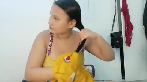 Snapshot of pinaybigboobs_69 chatting on 2, 10, 2025 just call me rose online show from 2, 10, 2025