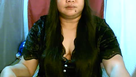 Snapshot of pinayjona chatting on 8, 5, 2026 pinayjona online show from 8, 5, 2026