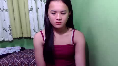 pinaymorena_rhowe online show from 3, 12, 2024
