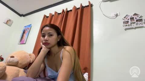 pinaypetite971689 online show from 24, 11, 2025