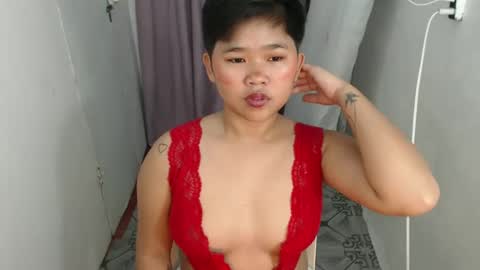 Lyn the Lesbian online show from 9, 3, 2025