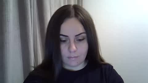 pineapple375 online show from 11, 2, 2026