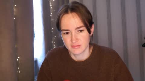 Snapshot of pineapple__mood chatting on 17, 1, 2026 online show from 17, 1, 2026