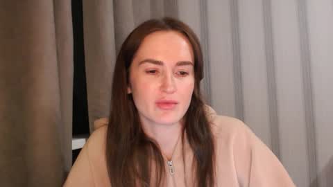 Snapshot of pineapple__mood chatting on 4, 2, 2026 online show from 4, 2, 2026