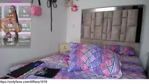 Snapshot of pink__tiffany chatting on 17, 3, 2026 tiffany online show from 17, 3, 2026