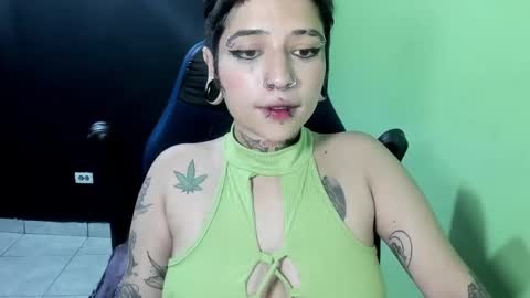 weedcandy ig y twitter xpink dustt online show from 4, 12, 2024