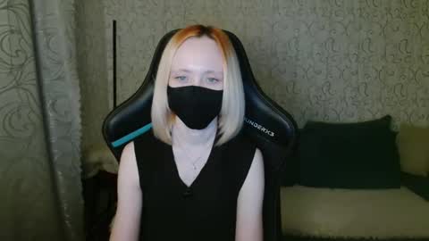 Snapshot of pink_martinis chatting on 19, 2, 2025 Pink MartinIS online show from 19, 2, 2025