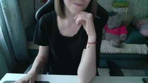 Snapshot of pink_martinis chatting on 13, 9, 2025 Pink MartinIS online show from 13, 9, 2025