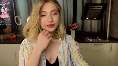 Snapshot of pinkadele chatting on 11, 2, 2025 Adele online show from 11, 2, 2025