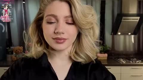 Snapshot of pinkadele chatting on 13, 2, 2025 Adele online show from 13, 2, 2025