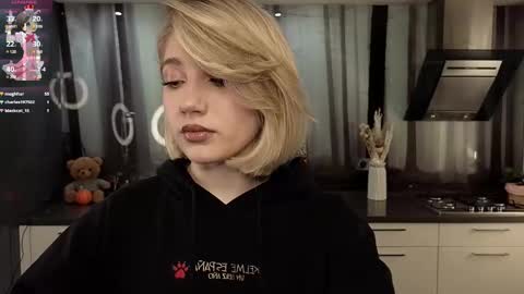 Snapshot of pinkadele chatting on 25, 2, 2025 Adele online show from 25, 2, 2025