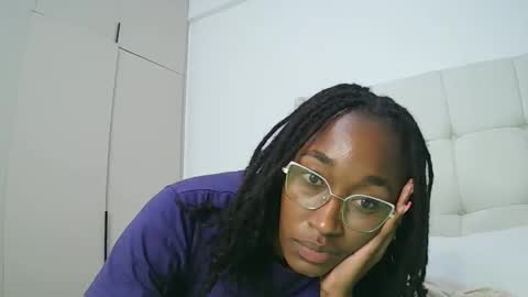 PinkyAura online show from 15, 2, 2026