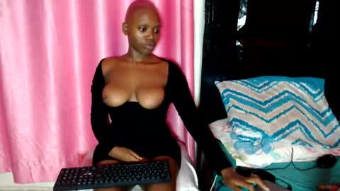 pinkdomina01 online show from 24, 6, 2026
