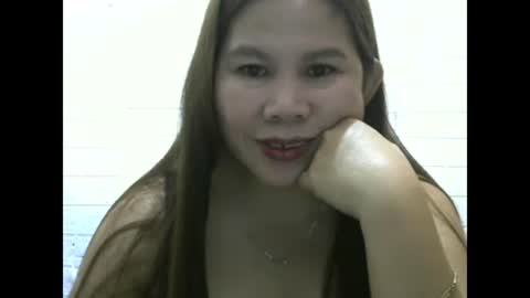 Snapshot of pinkishpusiemom18 chatting on 17, 12, 2024 pinkishpusiemom18 online show from 17, 12, 2024