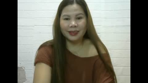 Snapshot of pinkishpusiemom18 chatting on 17, 2, 2025 pinkishpusiemom18 online show from 17, 2, 2025