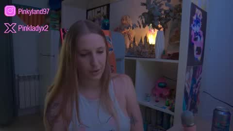 Snapshot of pinkladyx2 chatting on 21, 2, 2026 pinkladyx2 online show from 21, 2, 2026