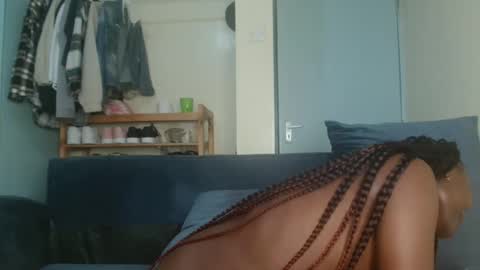 Snapshot of pinklover2003 chatting on 21, 4, 2026 Serena online show from 21, 4, 2026