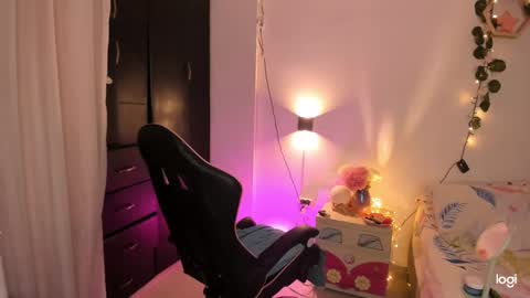 Snapshot of pinkpantherr_ chatting on 29, 12, 2024 Sarah .. online show from 29, 12, 2024