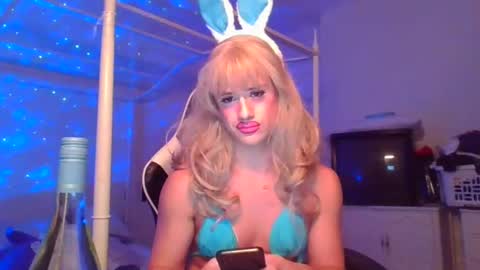 Snapshot of pinkpillbambi chatting on 29, 1, 2025 pinkpillbambi online show from 29, 1, 2025