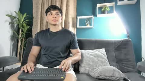 pinksmile_1 online show from 14, 4, 2026