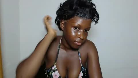 pinkykiki_247 online show from 26, 3, 2026