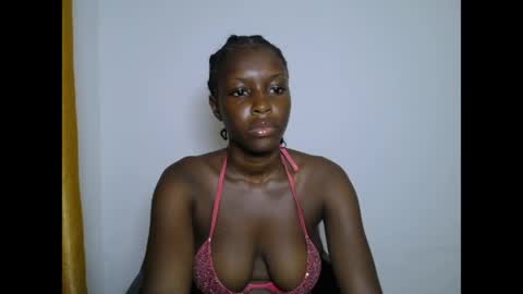 pinkykiki_247 online show from 28, 3, 2026