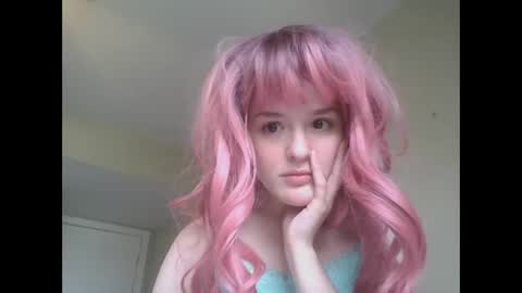 pinkykittykat online show from 13, 4, 2026