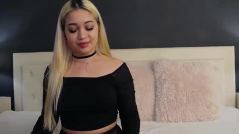  Pink  online show from 14, 2, 2025