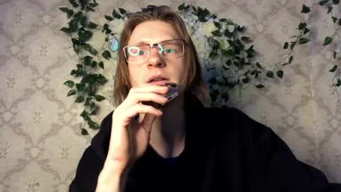 Snapshot of pinochetti chatting on 9, 4, 2026 Incubus online show from 9, 4, 2026